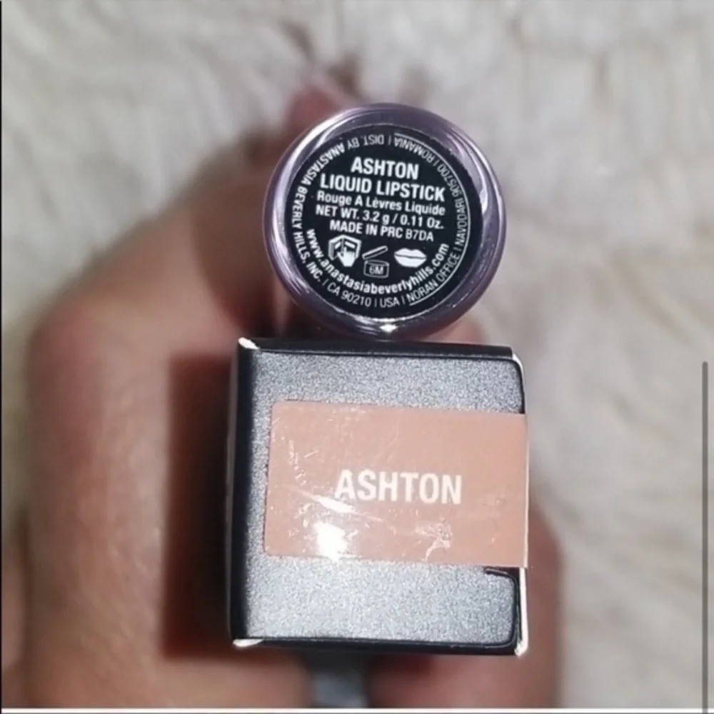 Anastasia Beverly Hills Liquid Lipstick - Picture 3 of 5